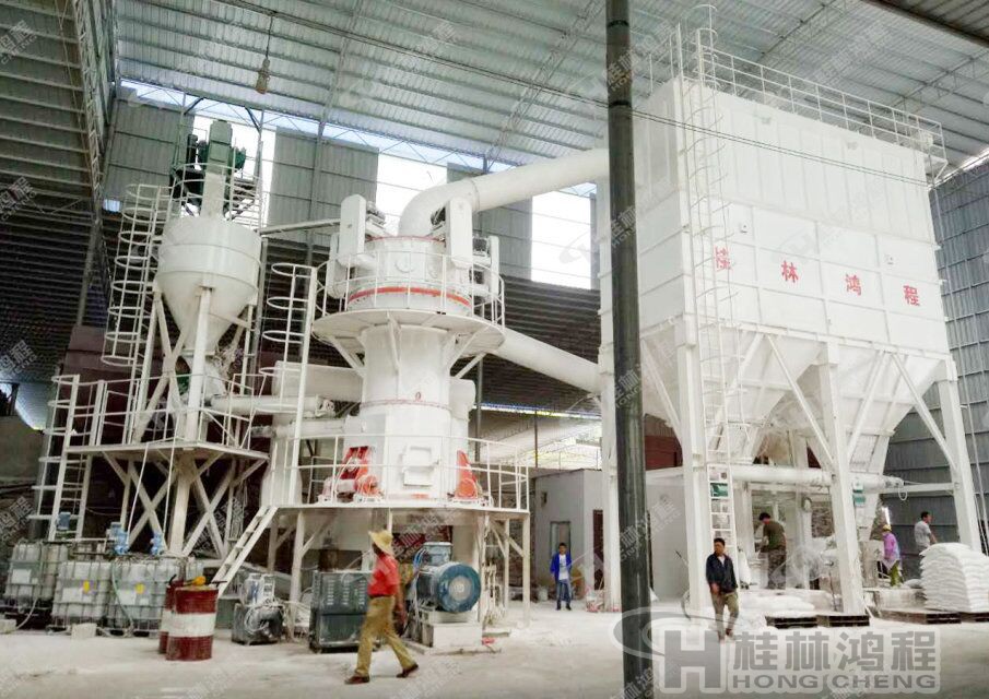 桂林鴻程非金屬礦制粉設備，超細磨粉機-HLMX系列超細立磨磨粉設備，HLMX1100超細立磨