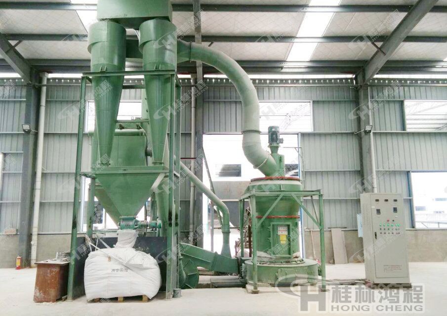 桂林鴻程雜鹵石雷蒙磨粉機(jī)，雜鹵石磨機(jī)，雜鹵石磨粉機(jī)-HC系列縱擺式磨粉機(jī)環(huán)保設(shè)備