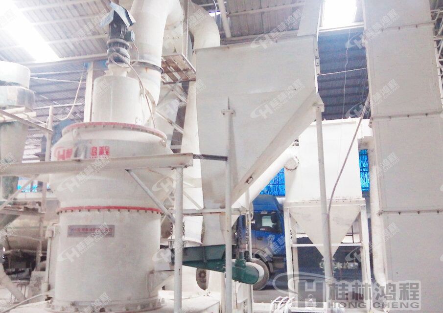 80-800目貝殼磨粉機(jī)，貝殼雷蒙磨粉機(jī)，經(jīng)濟(jì)型貝殼磨粉機(jī)-桂林鴻程HC系列縱擺式磨粉機(jī)