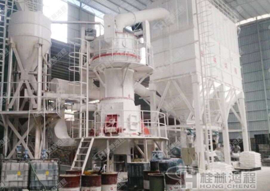 80-2000目貝殼磨粉機(jī)，貝殼立磨機(jī)，戰(zhàn)略投資長(zhǎng)期盈利大型貝殼磨粉機(jī)-桂林鴻程超細(xì)立式磨粉機(jī)