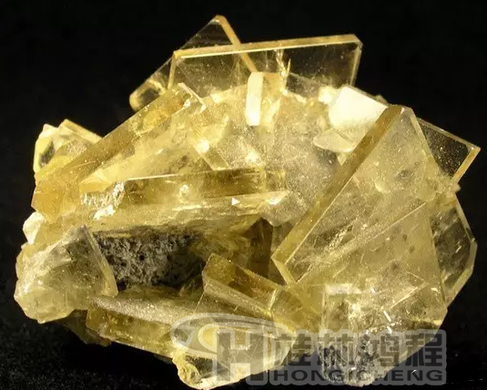 超微細(xì)重晶石磨粉機(jī)，重晶石粉碎機(jī)，重晶石磨粉設(shè)備