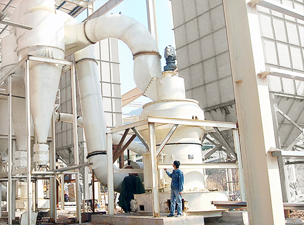 大型非金屬礦磨粉機(jī)廠家，桂林鴻程磨粉機(jī)，磨粉機(jī)，節(jié)能磨粉機(jī)，立磨，超細(xì)磨粉機(jī)，桂林鴻程磨粉機(jī)