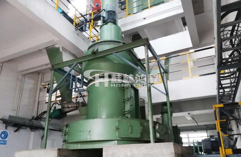 5R4121打礦石粉機器多少錢一臺 雷蒙磨粉機多少錢一臺？幾萬到幾十萬不等